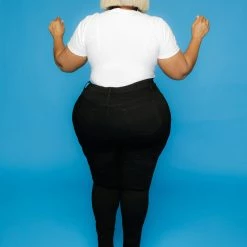 Curvaceous Boutique Black Shark Bite Ankle Jeans