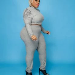 Curvaceous Boutique Grey Scrunched Sleeve Set SALE