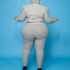 Curvaceous Boutique Grey Scrunched Sleeve Set SALE