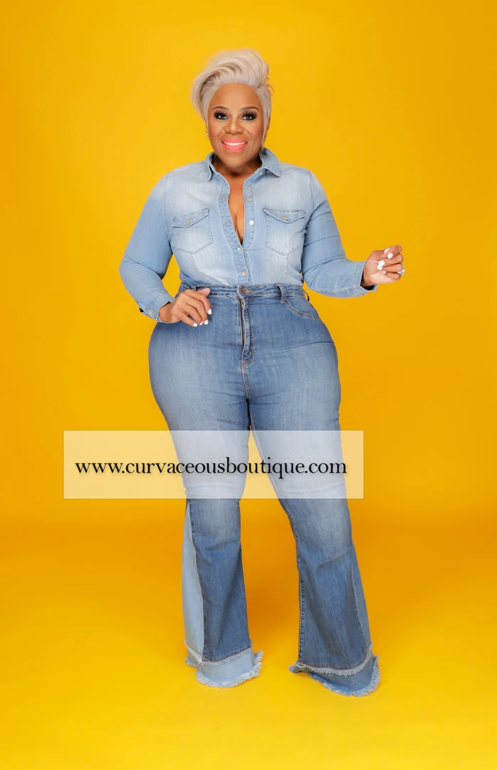 Curvaceous Boutique Medium Duo Tone Flare Jeans 6 Curvaceous Boutique Medium Duo Tone Flare Jeans