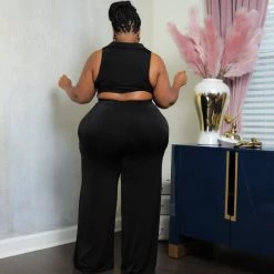 Curvaceous Boutique Black Draw Me Near Set