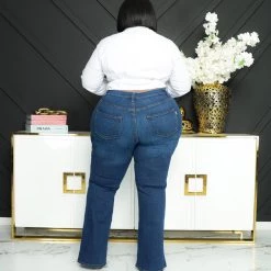 Curvaceous Boutique NEW White Tie Crop Shirt 7 Curvaceous Boutique NEW White Tie Crop Shirt