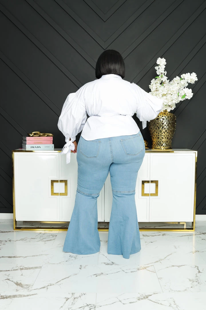 Curvaceous Boutique White Bishop Sleeve Shirt NEW 5 Curvaceous Boutique White Bishop Sleeve Shirt NEW