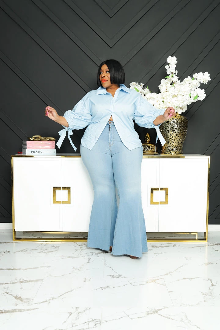 Curvaceous Boutique Blue Bishop Sleeve Shirt NEW 4 Curvaceous Boutique Blue Bishop Sleeve Shirt NEW