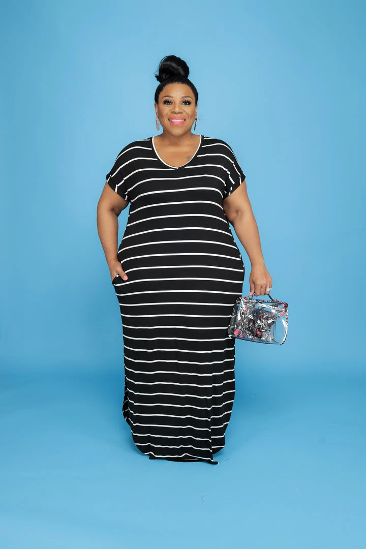 Curvaceous Boutique NEW Black Stripe T-Shirt Dress 3 Curvaceous Boutique NEW Black Stripe T-Shirt Dress