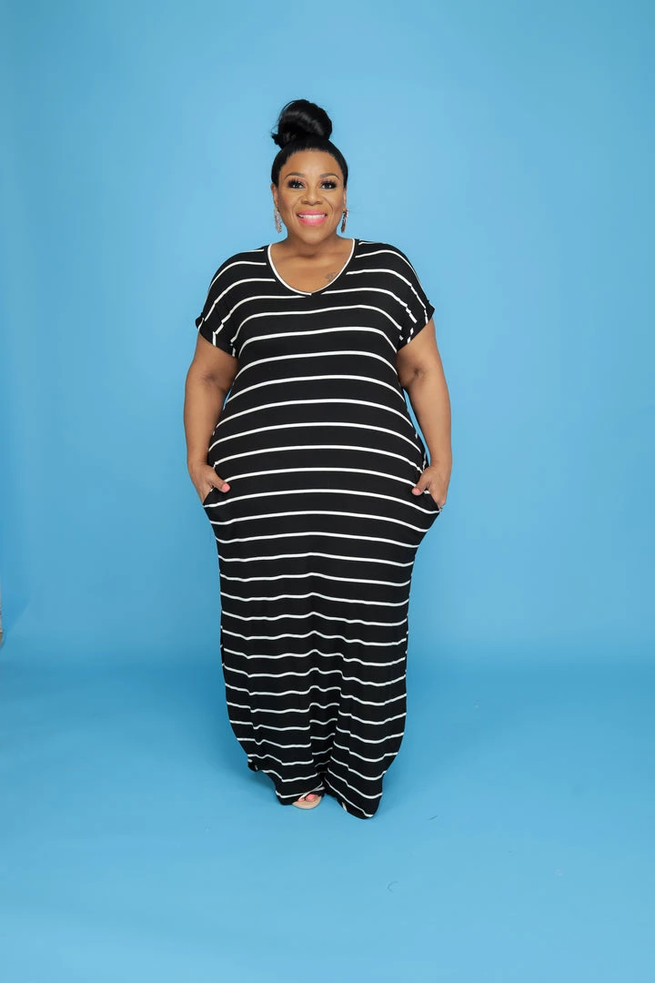 Curvaceous Boutique NEW Black Stripe T-Shirt Dress 4 Curvaceous Boutique NEW Black Stripe T-Shirt Dress