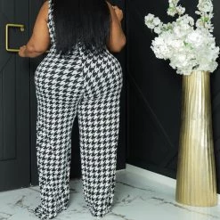 Curvaceous Boutique On The Houndstooth Jumpsuit 5 Curvaceous Boutique On The Houndstooth Jumpsuit