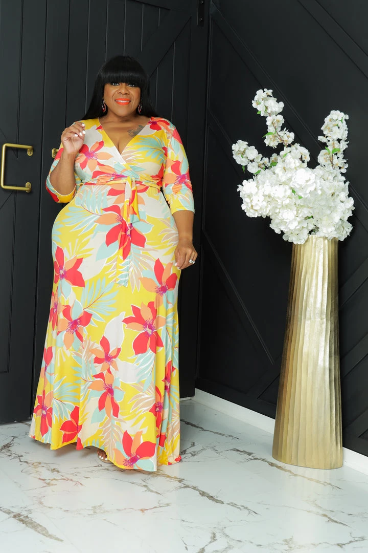 Curvaceous Boutique Floral Emily Maxi Dress NEW 3 Curvaceous Boutique Floral Emily Maxi Dress NEW