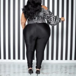 Curvaceous Boutique NEW Black & White One Sleeve Top 5 Curvaceous Boutique NEW Black & White One Sleeve Top