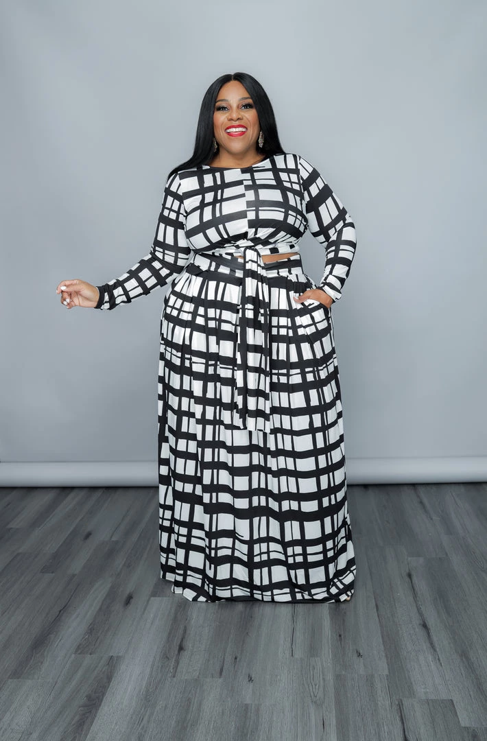 Curvaceous Boutique White Grid Perfectly Tied Skirt Set SALE 3 Curvaceous Boutique White Grid Perfectly Tied Skirt Set SALE