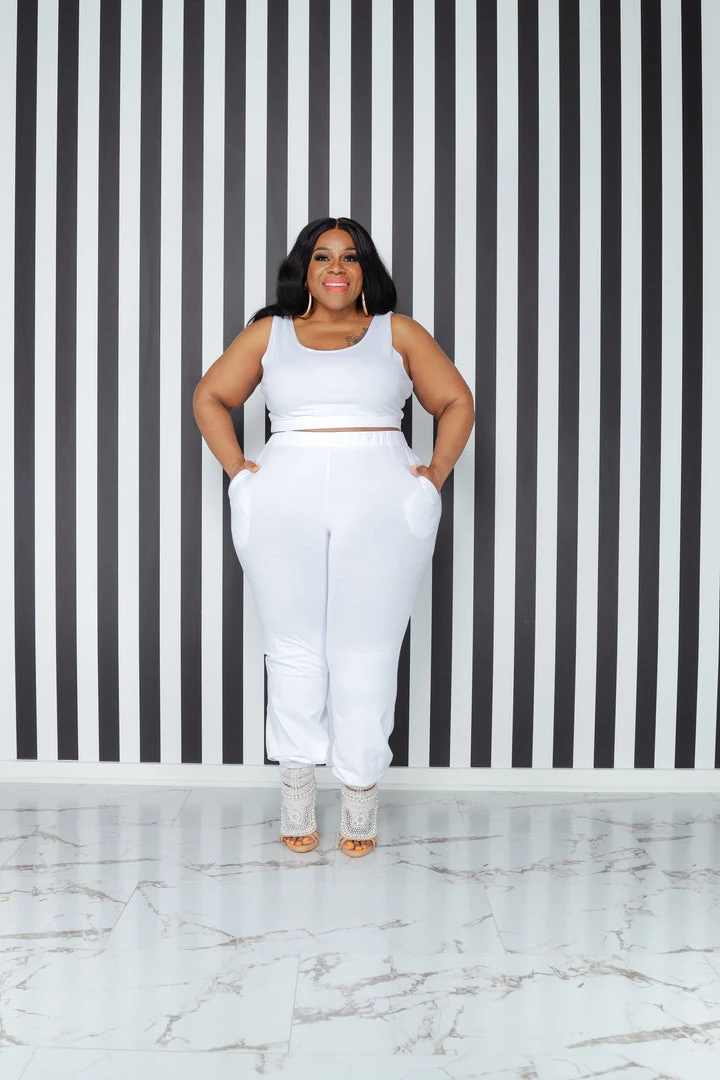 Curvaceous Boutique White Easy Going Jogger Set NEW 3 Curvaceous Boutique White Easy Going Jogger Set NEW
