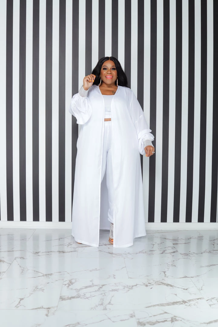 Curvaceous Boutique White Easy Going Jogger Set NEW 5 Curvaceous Boutique White Easy Going Jogger Set NEW