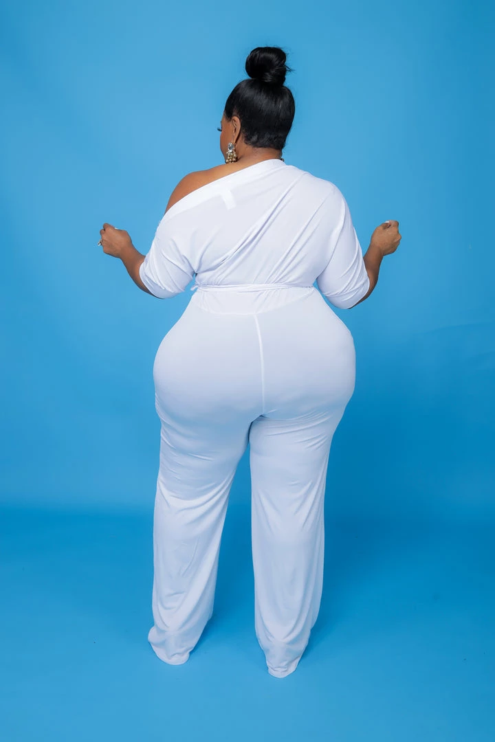 Curvaceous Boutique NEW White Dolly Off Shoulder Jumpsuit 5 Curvaceous Boutique NEW White Dolly Off Shoulder Jumpsuit