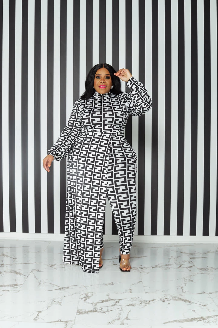 Curvaceous Boutique Black & White Cascading Pant Set NEW 3 Curvaceous Boutique Black & White Cascading Pant Set NEW