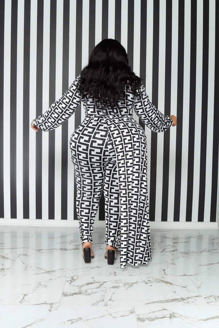 Curvaceous Boutique Black & White Cascading Pant Set NEW 4 Curvaceous Boutique Black & White Cascading Pant Set NEW