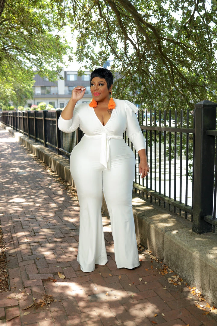 Curvaceous Boutique Off White Tori Flare Jumpsuit NEW 3 Curvaceous Boutique Off White Tori Flare Jumpsuit NEW