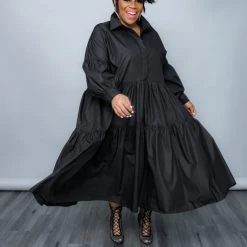 Curvaceous Boutique Black Smock Swing Dress