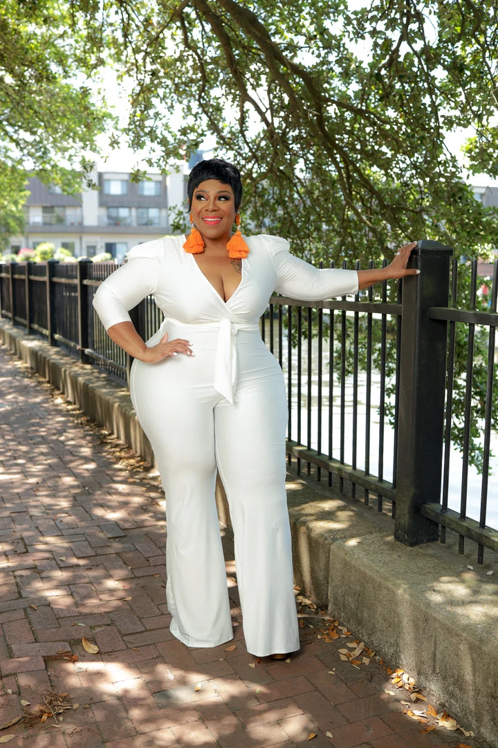 Curvaceous Boutique Off White Tori Flare Jumpsuit NEW 5 Curvaceous Boutique Off White Tori Flare Jumpsuit NEW