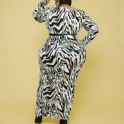 Curvaceous Boutique Beige Print Midi Dress SALE 7 Curvaceous Boutique Beige Print Midi Dress SALE