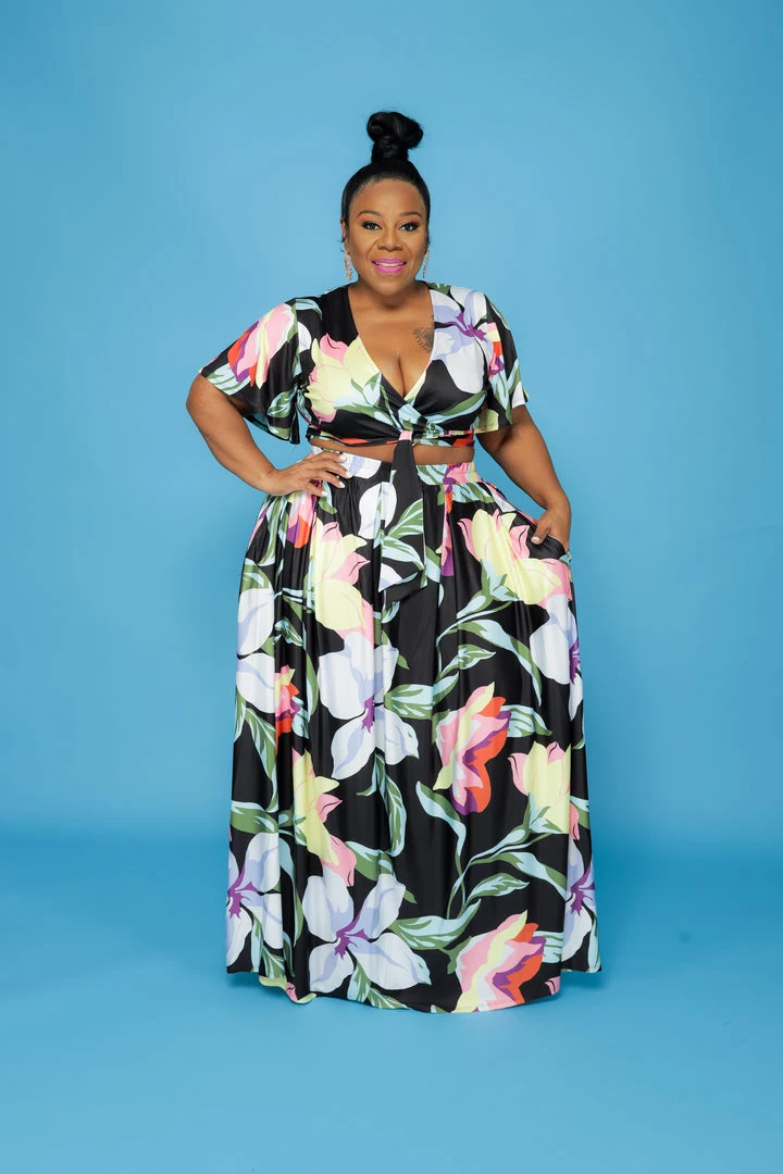 Curvaceous Boutique Black Floral Skirt Set SETS 3 Curvaceous Boutique Black Floral Skirt Set SETS