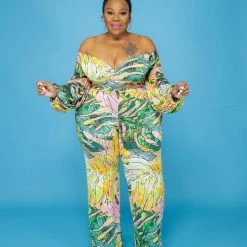 Curvaceous Boutique Palms Away Pant Set SETS