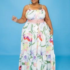 Curvaceous Boutique DRESSES White Floral Blooming Maxi Dress