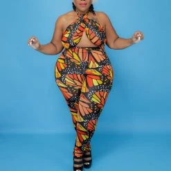 Curvaceous Boutique SALE Cut Me Out Halter Jumpsuit/ Review Covid-19 Policy 6 Curvaceous Boutique SALE Cut Me Out Halter Jumpsuit/ Review Covid-19 Policy