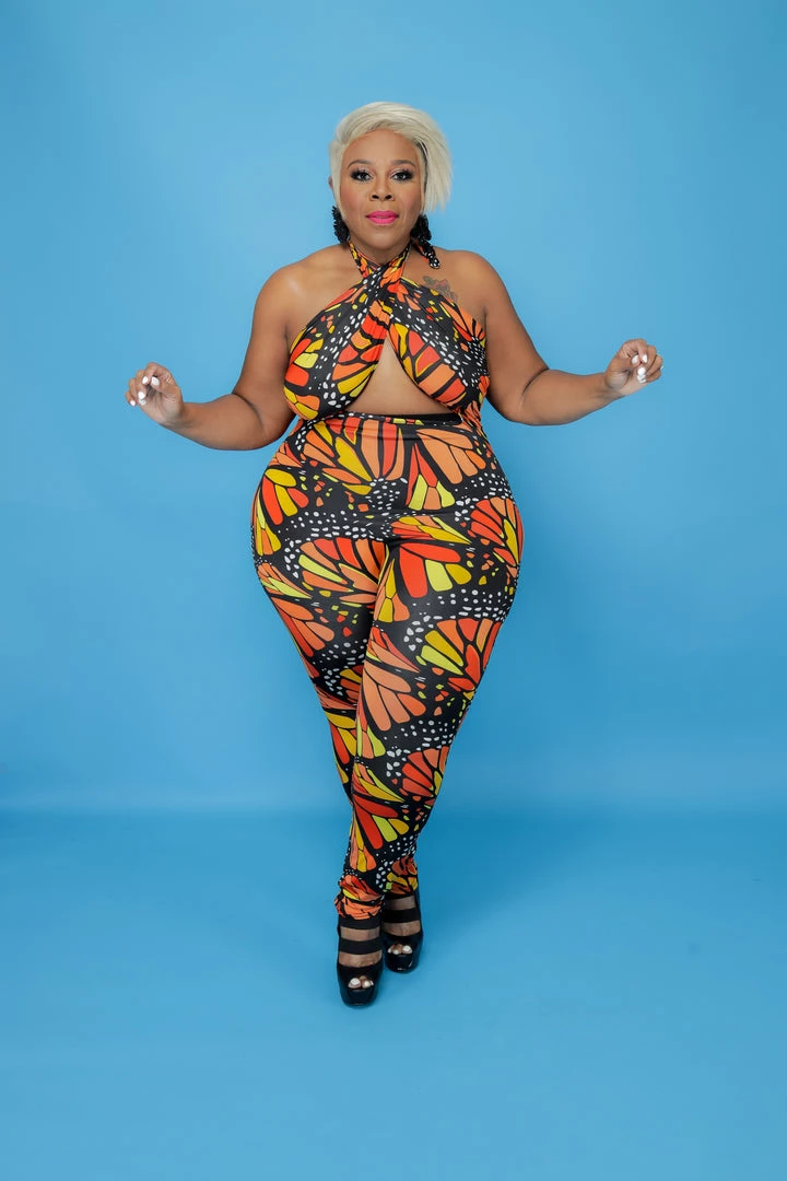 Curvaceous Boutique SALE Cut Me Out Halter Jumpsuit/ Review Covid-19 Policy 4 Curvaceous Boutique SALE Cut Me Out Halter Jumpsuit/ Review Covid-19 Policy