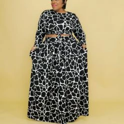 Curvaceous Boutique SALE Black Giraffe Print Skirt Set