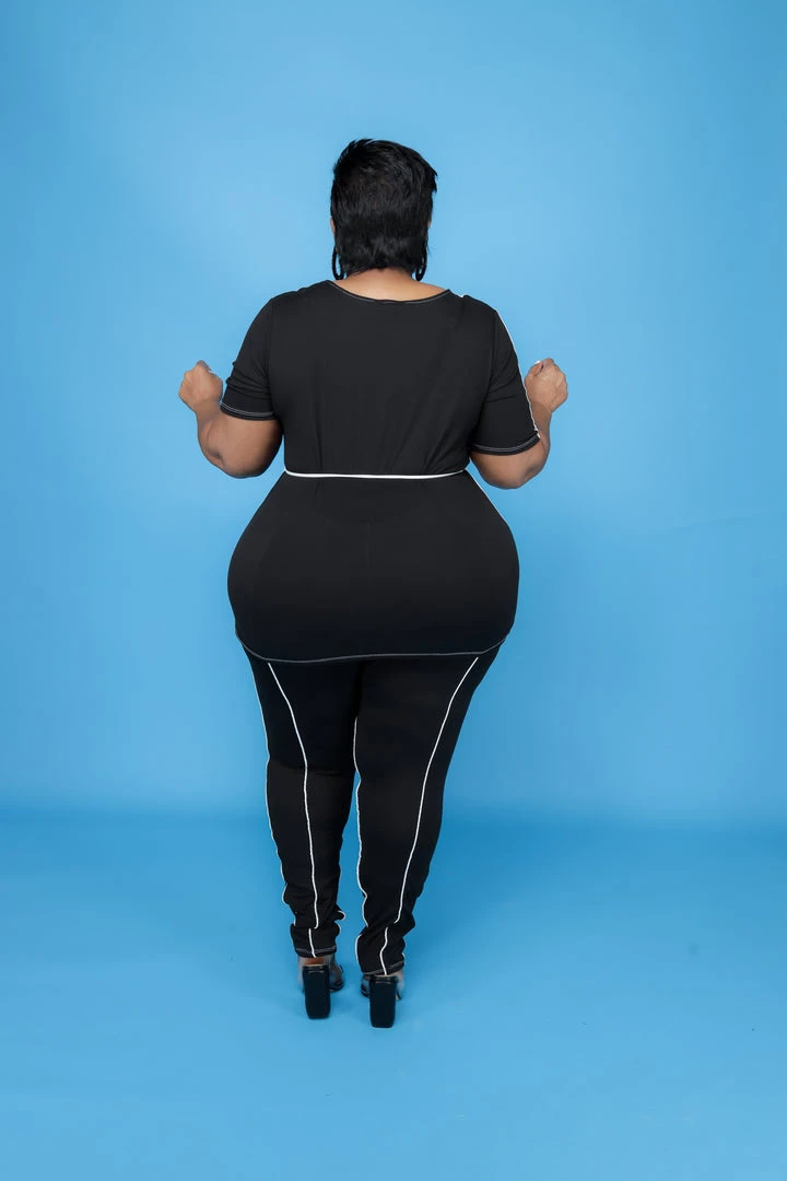 Curvaceous Boutique Color Block Pipe Line Set 5 Curvaceous Boutique Color Block Pipe Line Set