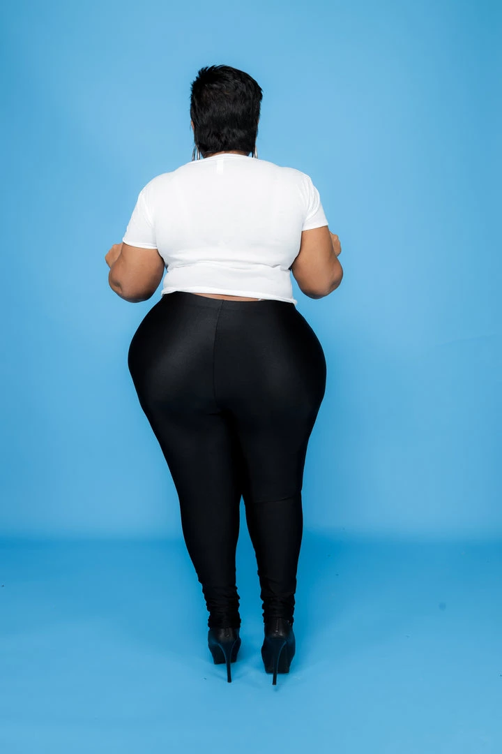 Curvaceous Boutique White Curvaceous Cutie Crop Tee 5 Curvaceous Boutique White Curvaceous Cutie Crop Tee