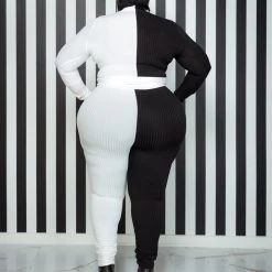 Curvaceous Boutique Half & Half Leggings Set NEW