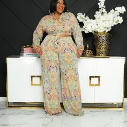 Curvaceous Boutique Mint Paisley Print Set