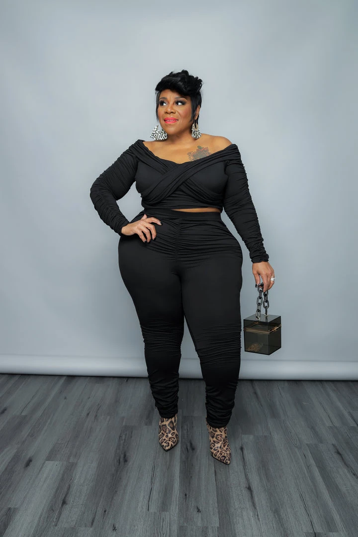 Curvaceous Boutique SETS Black Ruche Hour Set 4 Curvaceous Boutique SETS Black Ruche Hour Set