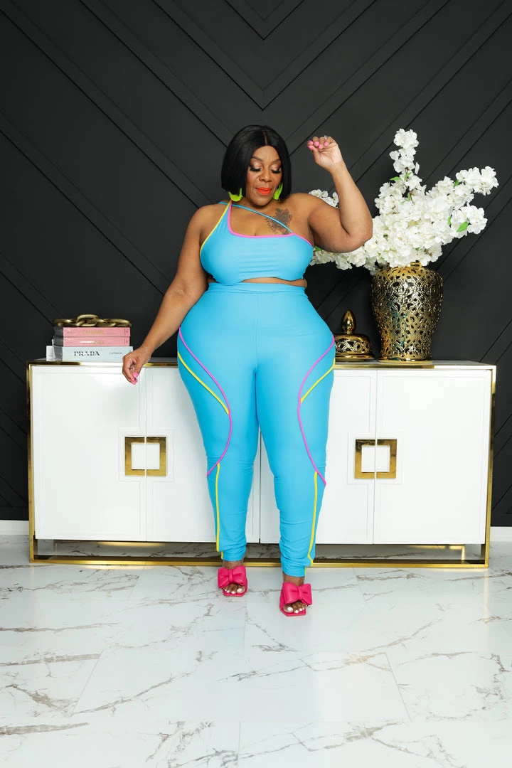 Curvaceous Boutique NEW Turquoise Piped In Color Set 3 Curvaceous Boutique NEW Turquoise Piped In Color Set