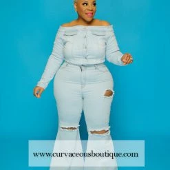 Curvaceous Boutique NEW Light Blue Retro Distressed Jeans