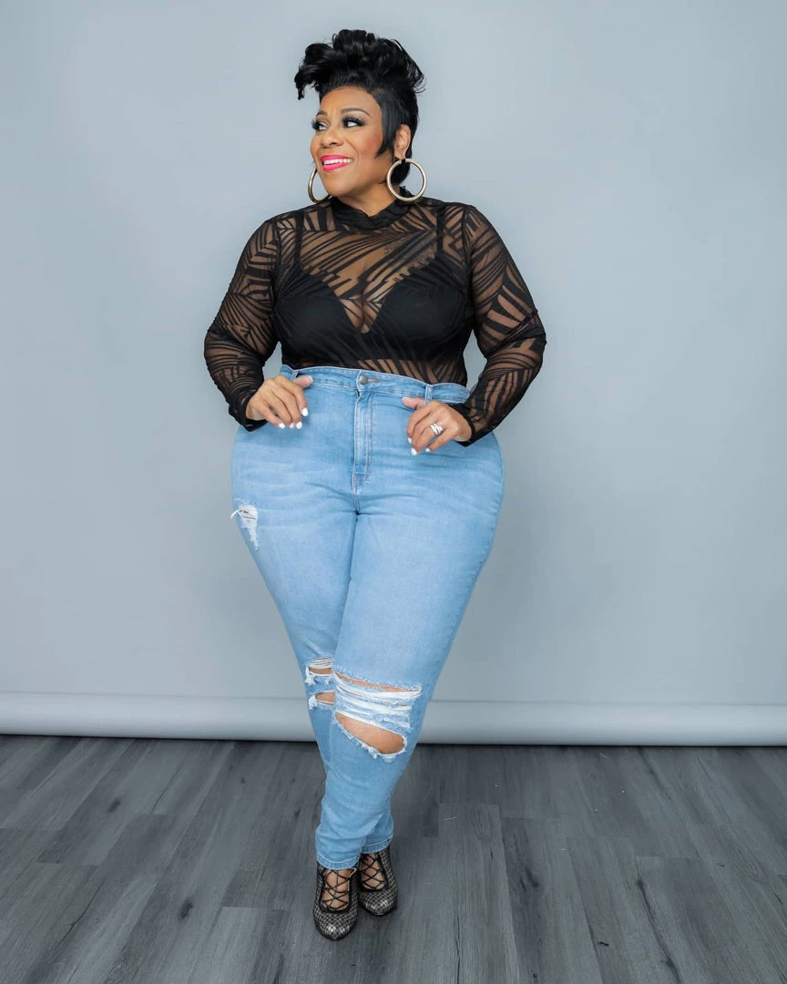 Curvaceous Boutique Light Blue Distressed Vintage Wash Jeans 4 Curvaceous Boutique Light Blue Distressed Vintage Wash Jeans