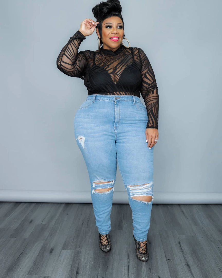 Curvaceous Boutique Light Blue Distressed Vintage Wash Jeans 3 Curvaceous Boutique Light Blue Distressed Vintage Wash Jeans