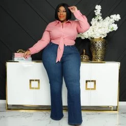 Curvaceous Boutique NEW Mauve Tie Crop Shirt