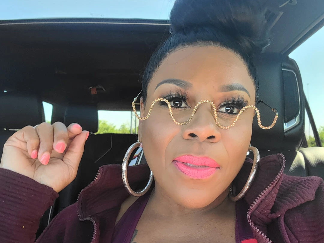 Curvaceous Boutique Rhinestone Wave Frames 3 Curvaceous Boutique Rhinestone Wave Frames