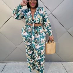 Curvaceous Boutique Green Flower Bouquet Pant Set 5 Curvaceous Boutique Green Flower Bouquet Pant Set