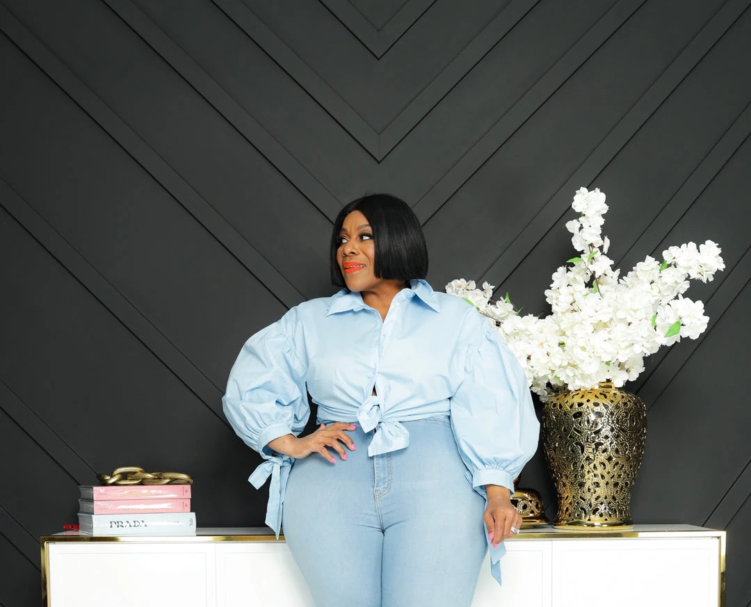 Curvaceous Boutique Blue Bishop Sleeve Shirt NEW 3 Curvaceous Boutique Blue Bishop Sleeve Shirt NEW