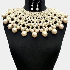 Curvaceous Boutique ACCESSORIES Cream Pearl Bib Choker Necklace
