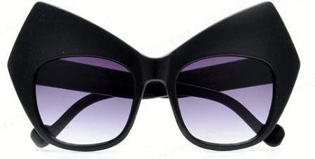 Curvaceous Boutique ACCESSORIES Black Oversized Cat Eye Sunglasses 3 Curvaceous Boutique ACCESSORIES Black Oversized Cat Eye Sunglasses