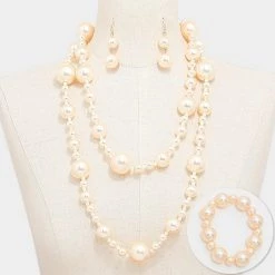 Curvaceous Boutique Chunky Ball Pearl Long Necklace Set