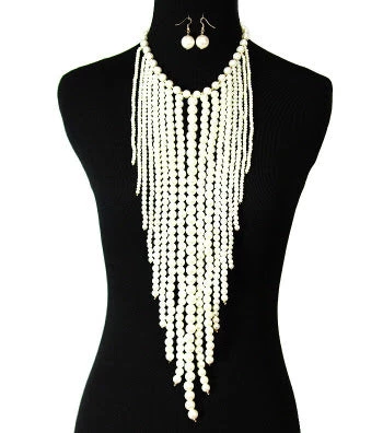 Curvaceous Boutique ACCESSORIES Theme Pearl Necklace Set 3 Curvaceous Boutique ACCESSORIES Theme Pearl Necklace Set