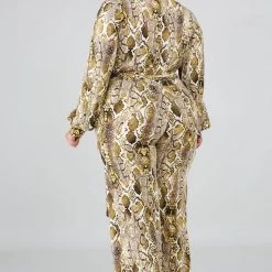 Curvaceous Boutique Torri Tapered-Leg Jumpsuit 5 Curvaceous Boutique Torri Tapered-Leg Jumpsuit