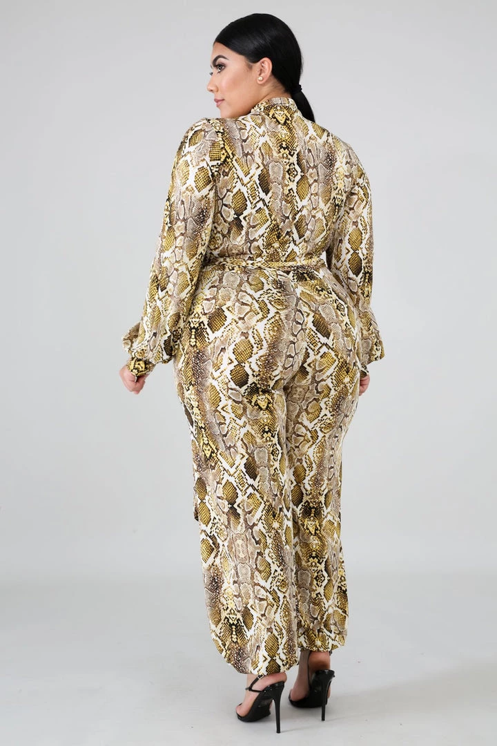 Curvaceous Boutique Torri Tapered-Leg Jumpsuit 4 Curvaceous Boutique Torri Tapered-Leg Jumpsuit